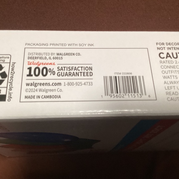 Christmas Lights Multicolor C9 LED  New Indoor/Outdoor Use 14 ft lighted length - Picture 9 of 9